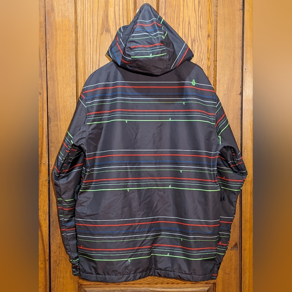 Volcom Construct Snowboarding Coat - Picture 3 of 5